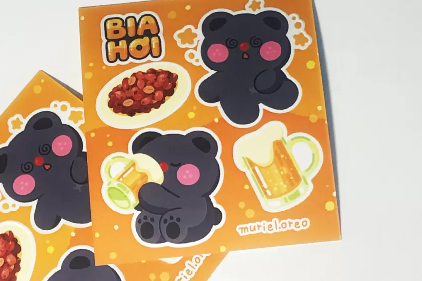 Sticker Bia Craft Hơi, Thiết Kế Dễ THương, Chú Gấu Say Sỉn, Không Bị Bong Tróc Hình Khi Sử Dụng, Hình Dán Chất Lượng