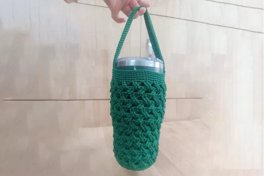 Crochet Bottle Holder For 880ml Volume, Durable Handmade Bag, Protects The Water Bottle, Prevents Scratches, Minimalist Style