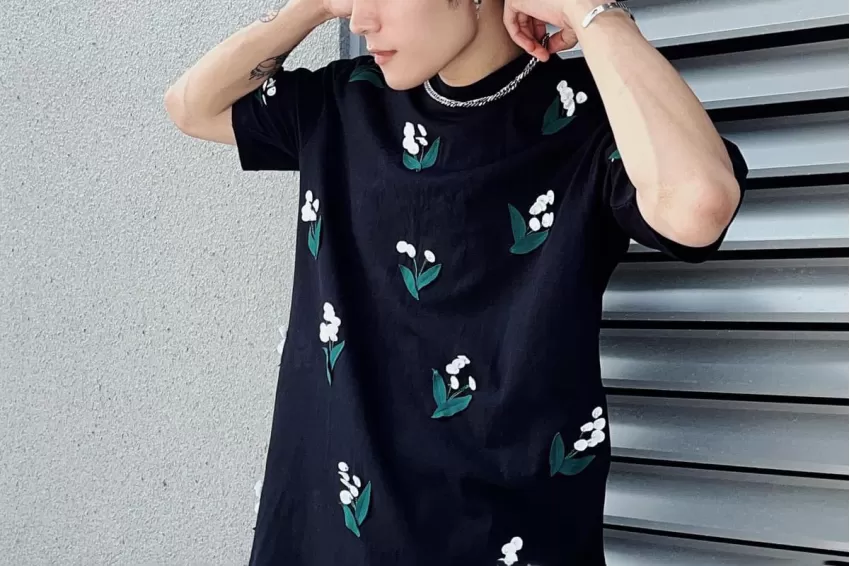 Lily Of The Valley Handmade Pattern Cotton T-Shirt, Flower Embroidered T-Shirt, Loose Sleeve Cotton T-Shirt, Black Patterned T-Shirt