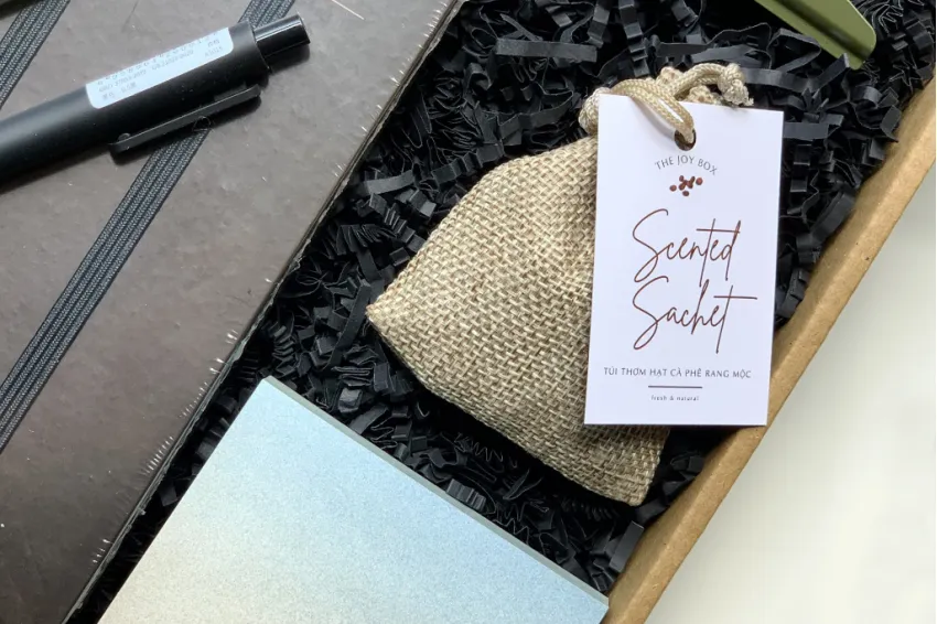 “The Black” Gift Box, Aromatherapy Delight, Smooth Writing Companion, Perfect Gift For Any Occasion, Mindfulness Gift, Notebook And Pen Set, Office Essentials Gift Set, Corporate Gift