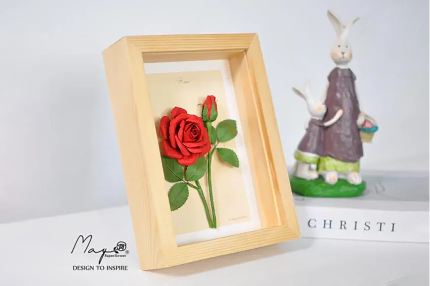 Handmade Paper Flower Painting, Red Roses MAYPAPERFLOWER Wooden Frame of 15 x 20cm Handmade Paper Flower Painting, Red Roses MAYPAPERFLOWER Wooden Frame of 15 x 20cm