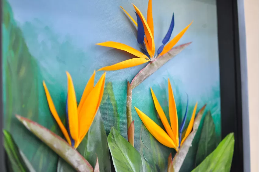 Tranh Hoa Giấy Handmade Trang Trí - The Bird of Paradise Flower MAYPAPERFLOWER Khung Gỗ Size 40x40cm, Quà Tặng Doanh Nghiệp