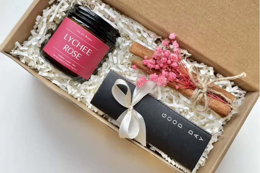 “A Cozy Feeling” Gift Box, Relaxation Gift Set, Aromatherapy Gift Box, Mini Candle, Stress Relief Gift, Self-Care Kit, Hygiene Gift