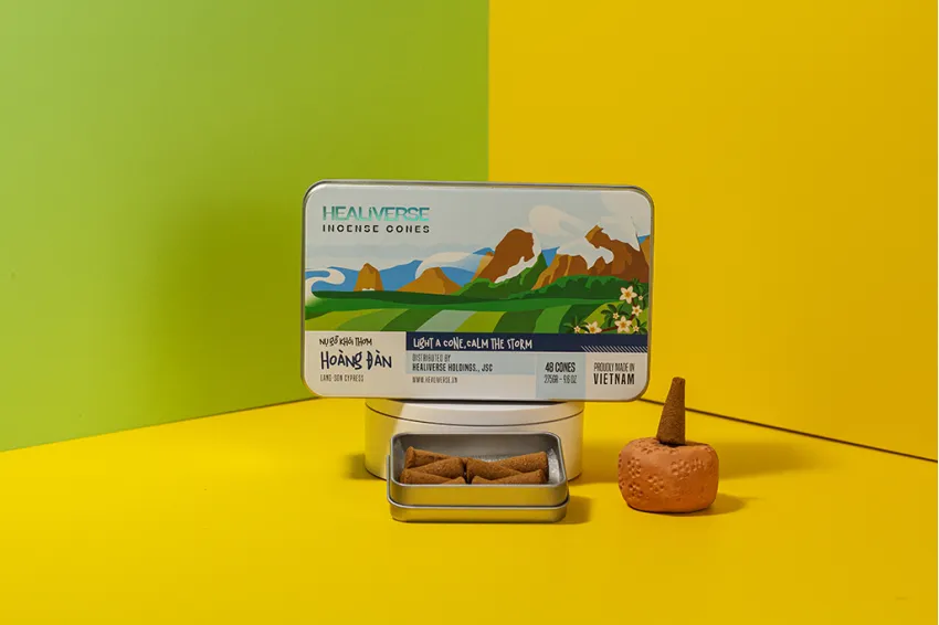 Premium Lang-Son Cypress Incense Cones, Yellow Cedar Wood Cones, Herbal Room Incense, Fragrant Wood Cones, Yellow Cedar Incense Cones Premium Lang-Son Cypress Incense Cones, Yellow Cedar Wood Cones, Herbal Room Incense, Fragrant Wood Cones, Yellow Cedar Incense Cones