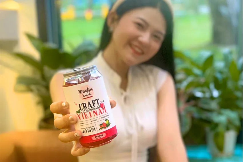 Mantra Kombucha Trà Lên Men Thủ Công Vị Ổi Hồng, Thức Uống Lành Mạnh, Nguyên Liệu Tự Nhiên, Thức Uống Tốt Cho Hệ Tiêu Hóa, Quà Tặng Sức Khỏe