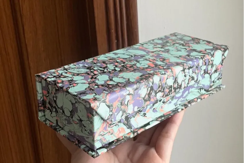 Marbled Pencil Case With Magnetic Lid, Handmade Pencil Case, Magnetic Pencil Case, Stationery, Artistic Pencil Cases, Handmade Gifts, Unique Gifts.