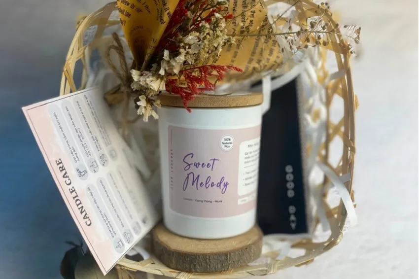 "Tính Mình Là Vậy, Nói 1 Là 1, 2 Là Hello!" Scented Candle Gift, Unique Scented Candle, Unique Gifts, Modern Lifestyle