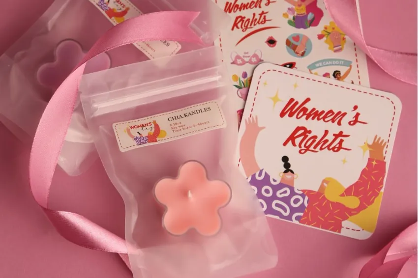 Hộp Quà Nến Thơm Kèm Sticker "Women's Right", Vinh Danh Vẻ Đẹp Và Sức Mạnh Của Phái Đẹp, Nến Thơm Handmade, Hương Thơm Tự Nhiên, Quà Tặng Cho Nữ, Quà Tặng 20/10