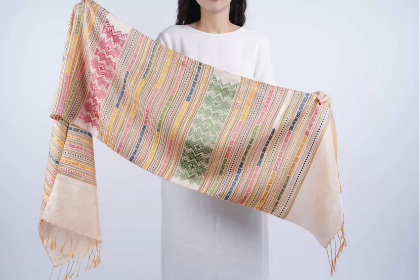  Brocade Scarf, Món quà lưu niệm, Quà tặng Việt Nam, Vietnam gifts, vietnam sourvenirs