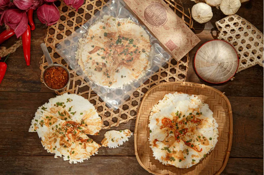 Gửi bánh ép khô Huế đi Canada uy tín, nhanh chóng