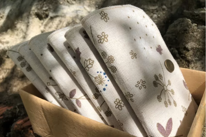 Bags and Wallets :: Wallets :: Handmade Linen Fabric Wallet