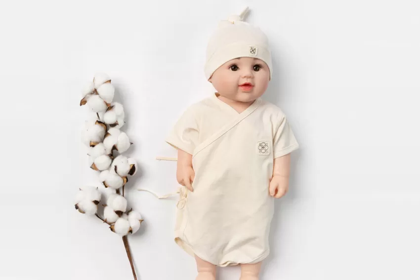 Organic Cotton Baby Bodysuit, Made Of Breathable Cotton Fabric, Safe For Sensitive Baby Skin, Lovely Gift For Babiesorganic cotton baby bodysuit, made of breathable cotton fabric, safe for sensitive baby skin, lovely gift for babies