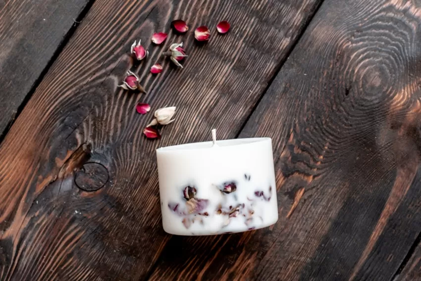 Rose Scented Candle