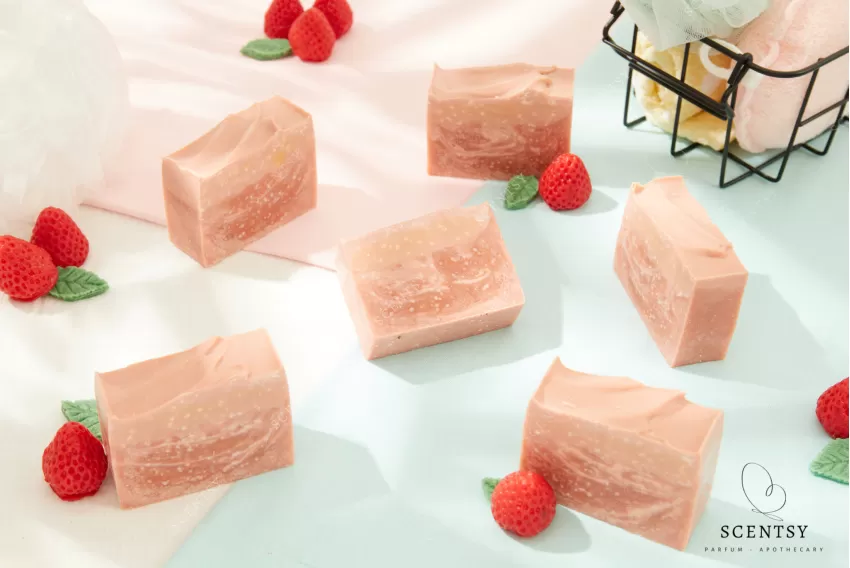 Himalayan Salt - Rose Clay Handmade Soap, Gentle Exfoliation for Skin, Nourishes and Restores Skin, Suitable for Acne-Prone Skin