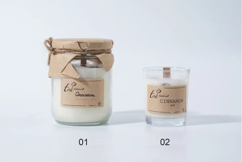 Cinnamon Scented Candle with Wooden Wick, Glass Jar, Vegetable Wax, Perfect Accent for Any Space, Meaningful Gift