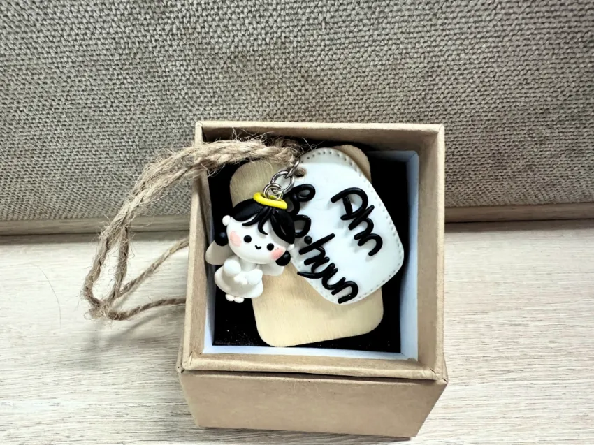 Móc Khoá Đất Sét Handmade Siêu Xinh, Miễn Phí Khắc Tên, Móc Gift Tag, Quà Tặng Ý Nghĩa, Quà Tặng Cá Nhân Hoá, Quà Tặng Custom