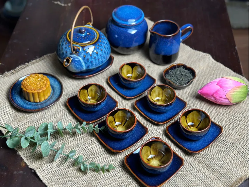 Ocean Blue Fire-Glazed Ceramic Tea Set With Bead Decor (6 Items), Beaded Ceramic Teapot, Bat Trang Ceramics, Flower Inner Cup, Vietnamese Gifts