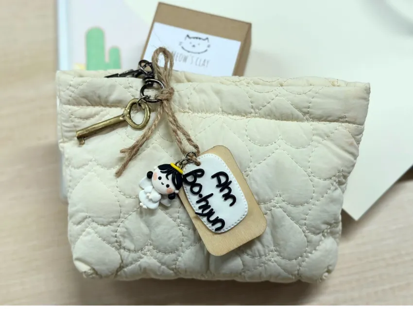 quà tặng cá nhân hoá, gift tag, móc khoá đất sét