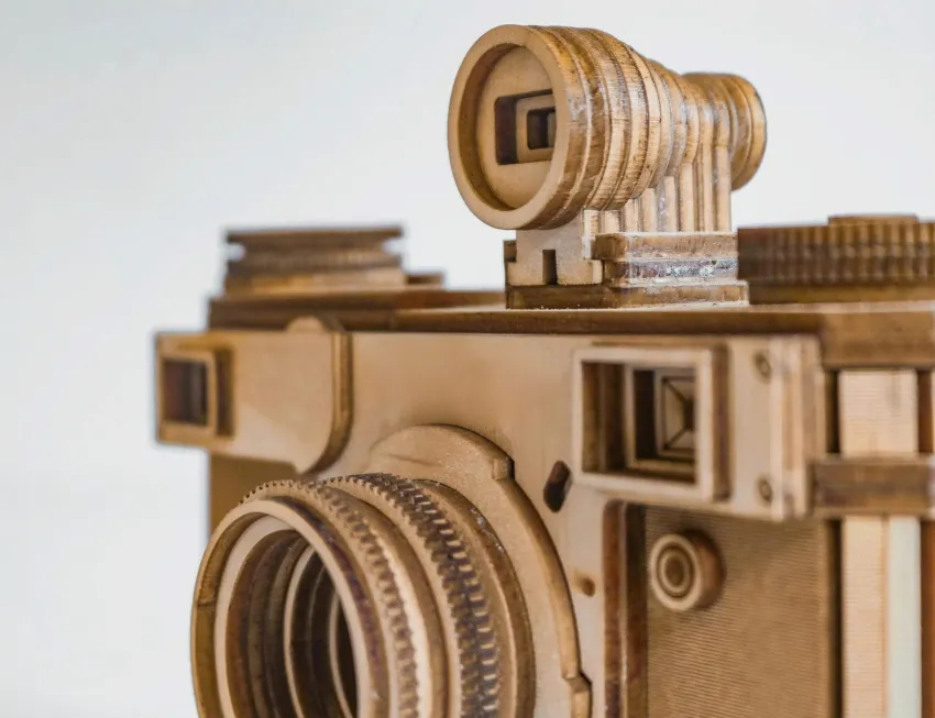 Real Scale C.KE.4A.L Wooden Camera Assembly Model, Surprisingly Realistic, 112-Operation Wood Model, Thinking Toy, Home Decoration, Vietnamese Souvenirs