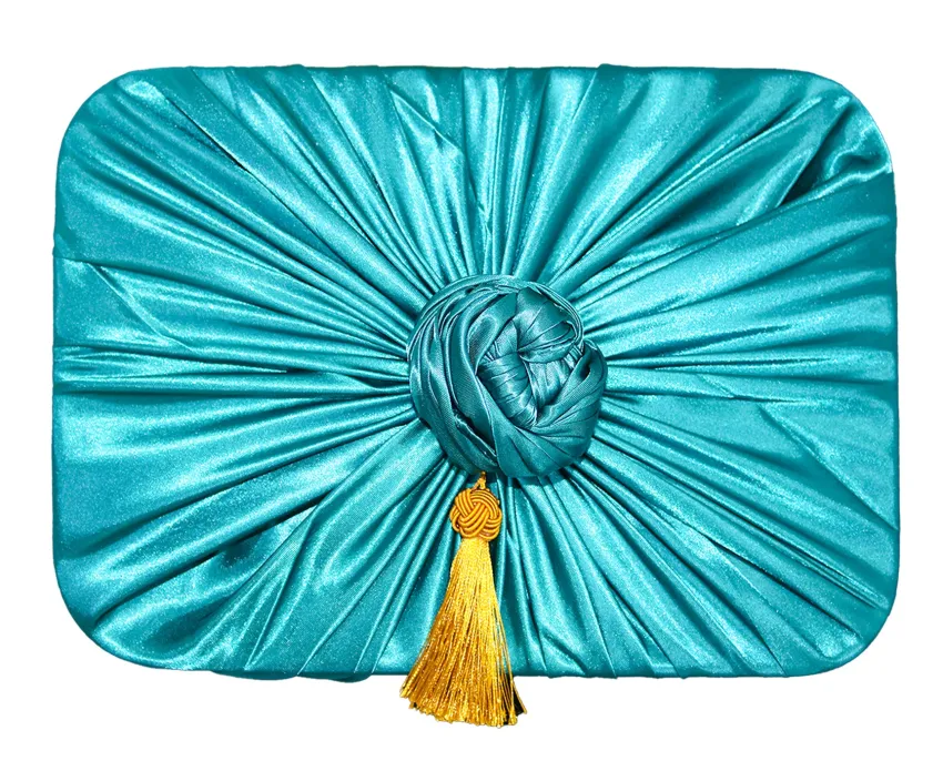“Poetic Moon Season” Mid-Autumn Gift Box, Full Melody Of Autumn, Set Of 3 Mooncakes & Phung Thi Plum Wine, Corporate Mid-Autumn Gift, Vietnamese Gifts “Poetic Moon Season” Mid-Autumn Gift Box, Full Melody Of Autumn, Set Of 3 Mooncakes & Phung Thi Plum Wine, Corporate Mid-Autumn Gift, Vietnamese Gifts