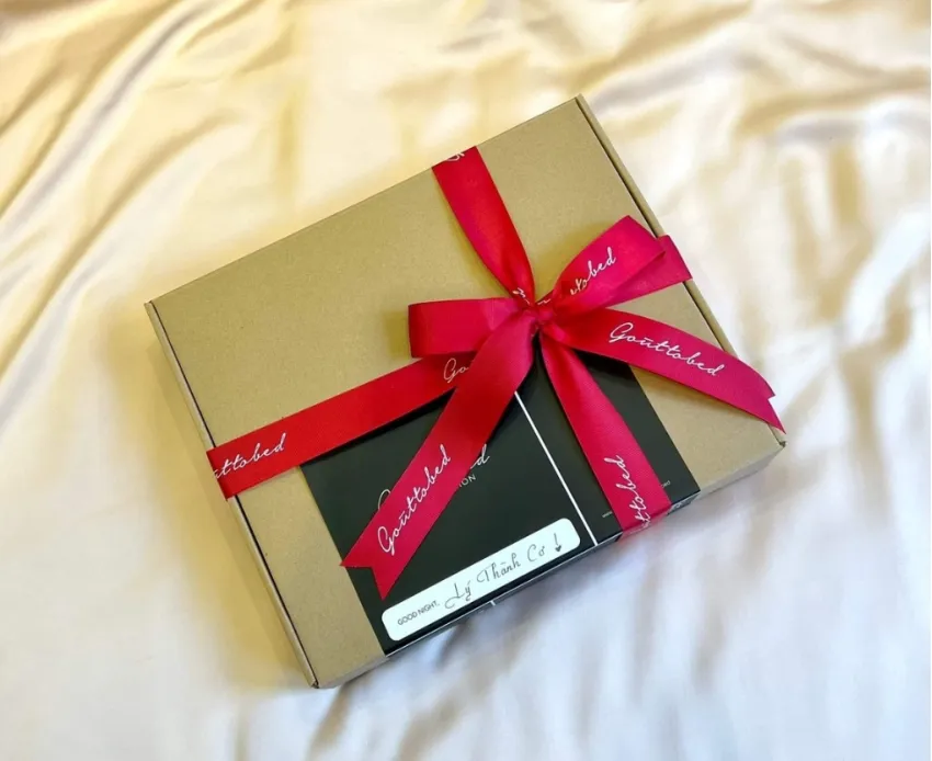 Satin Silk Pillowcase, Embroidered Pillowcase With Name, Personalized Gift, Matte Silk Pillowcase, Multi-Colored Pillowcase Satin Silk Pillowcase, Embroidered Pillowcase With Name, Personalized Gift, Matte Silk Pillowcase, Multi-Colored Pillowcase