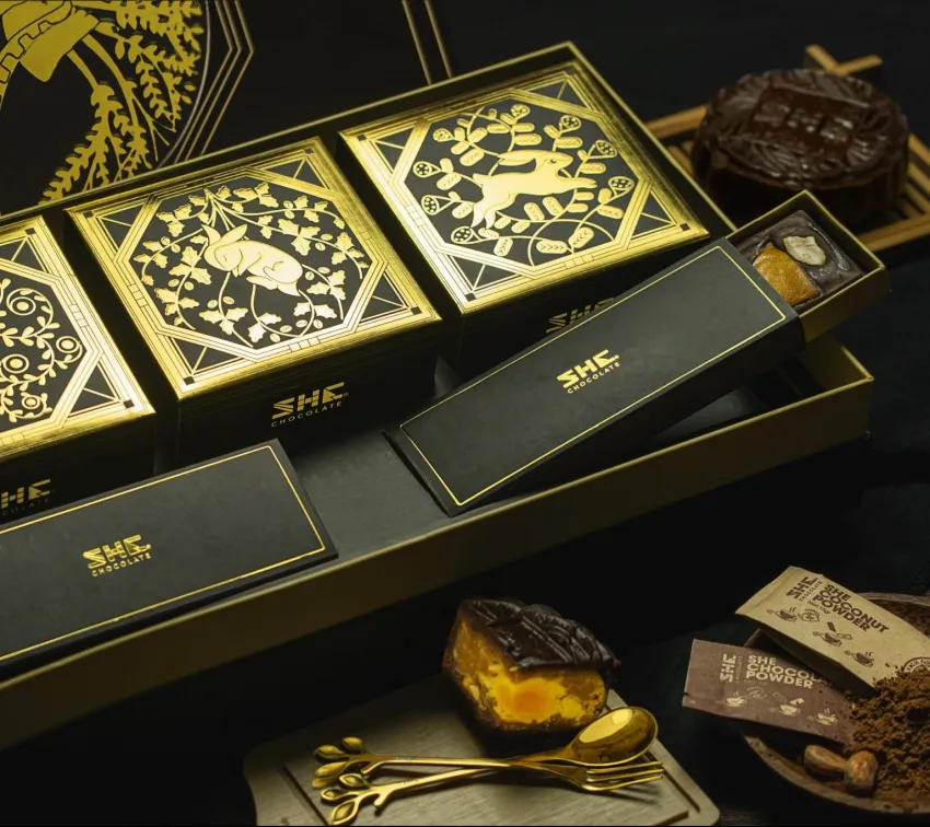 “Brown Moon Palace” Mid-Autumn Gift Box, 3 Chocolate Mooncakes, 12 Chocolate Bars & Folk Tale , A Rich & Wholesome Mid-Autumn Festival Corporate Gift “Brown Moon Palace” Mid-Autumn Gift Box, 3 Chocolate Mooncakes, 12 Chocolate Bars & Folk Tale , A Rich & Wholesome Mid-Autumn Festival Corporate Gift