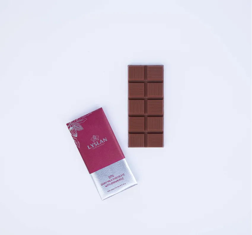 Socola Sữa Gạo Lứt 57%, 40Gr, Sự Kết Hợp Thú Vị Từ Sông Hồng, Socola Gạo Lứt Đậm Đà, Hương Vị Mới Lạ, Quà Đặc Sản Việt Nam, Quà Cho Người Nước Ngoài Socola Sữa Gạo Lứt 57%, 40Gr, Sự Kết Hợp Thú Vị Từ Sông Hồng, Socola Gạo Lứt Đậm Đà, Hương Vị Mới Lạ, Quà Đặc Sản Việt Nam, Quà Cho Người Nước Ngoài