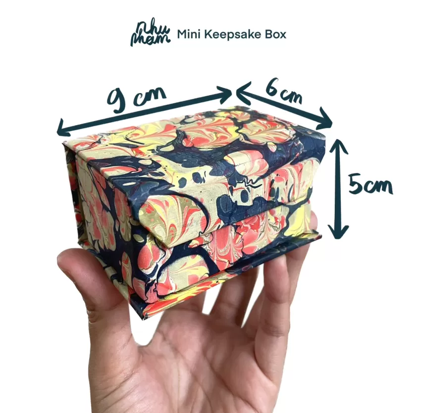 Marbled Mini Keepsake Box (Random Color), Exclusive Design, Intricate Floral Patterns, For Storing Jewelry, Cosmetics