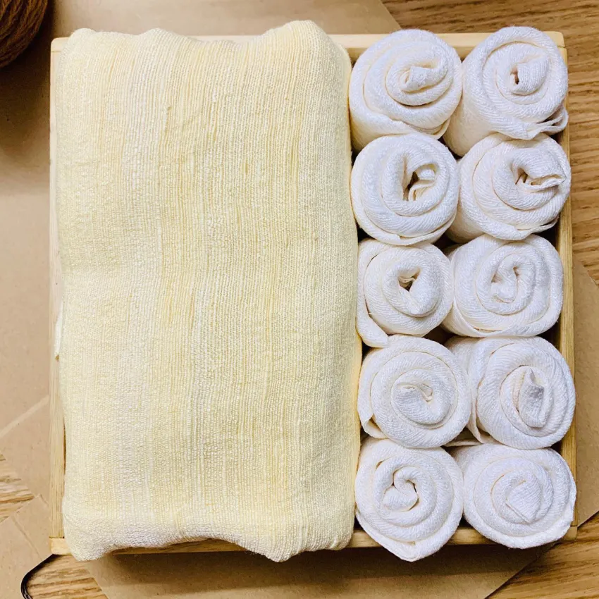 Natural Mulberry Silk Face Towel, 100% Natural Silk, Thin, Lightweight, and Soft, Gentle on the Skin, Non-Abrasive, Sustainably Produced