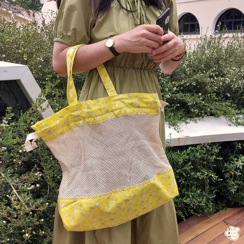 Yellow Umbrella Pattern Shopping Bag, Striking Design, Reusable, Durable Material, Strong Drawstring, Alternative to Plastic Bags