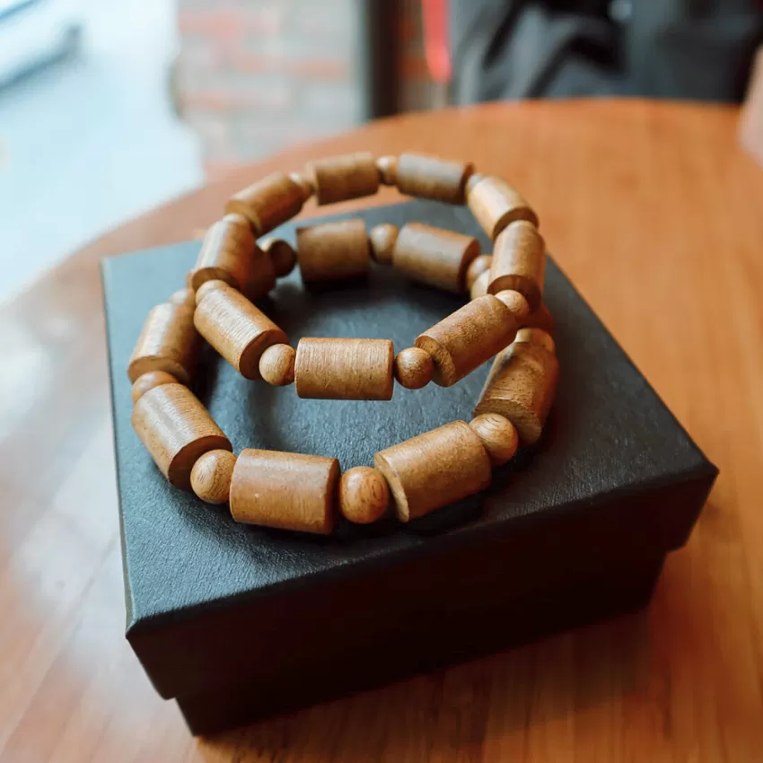 Indo Young Agarwood Beaded Bracelet