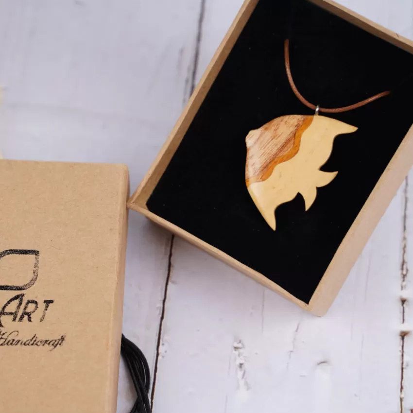 Wooden Pendant Necklace, Intricately Crafted, Various Designs, Durable Wood Material, High Durability, Unique Handcrafted Accessory Wooden Pendant Necklace, Intricately Crafted, Various Designs, Durable Wood Material, High Durability, Unique Handcrafted Accessory