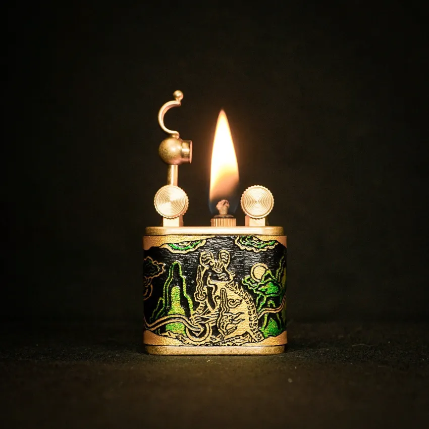 Rat of Prosperity Leather Lighter - ĐỎ | CHUS