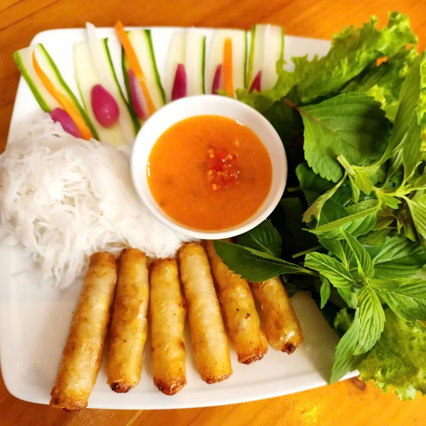 [Ship Nội Thành HCM] Chả Ram Bắp Ông Ù 250G, Món Ăn Dân Dã Đặc Sắc, Chay Mặn Đều Dùng Được, Chả Giò Chay, Ram Chiên Giòn, Món Chay, Ẩm Thực Việt Nam