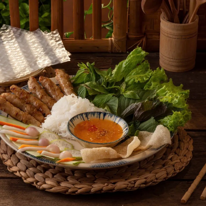 [Ship Nội Thành HCM] Nem Gia Truyền Ông Ù Nướng Sẵn, Thơm Ngon Và Tiện Lợi, Thịt Heo Sạch, Nem Nướng Sẵn, Kết Hợp Cùng Nhiều Món Ăn, Ẩm Thực Việt Nam