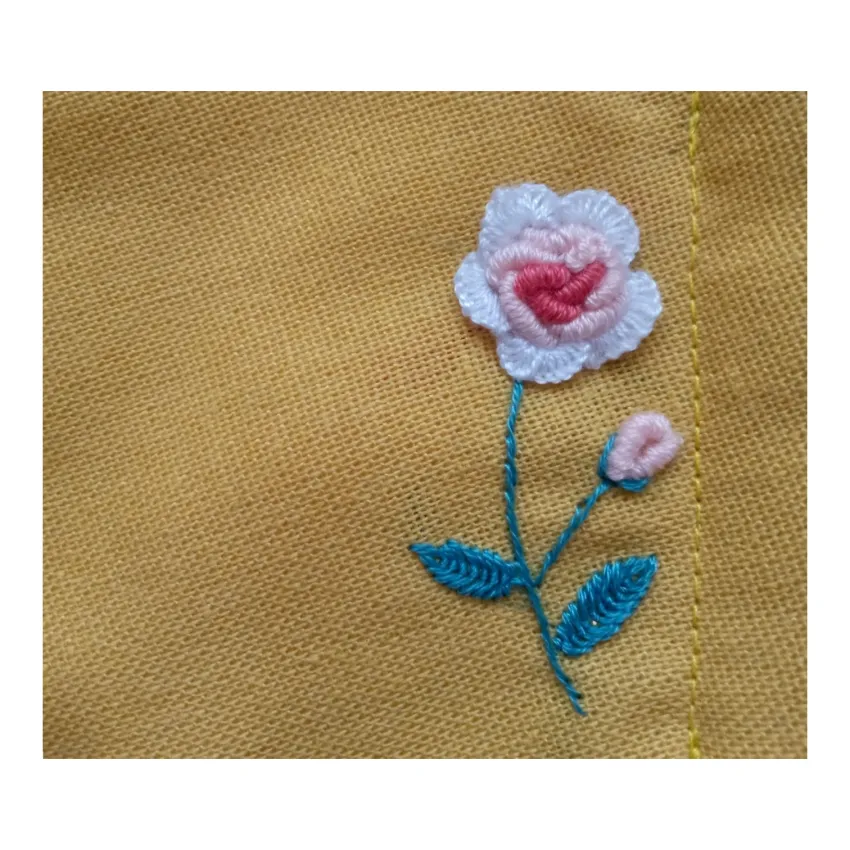 Khẩu Trang Thêu Tay Hoa Hồng, Vẻ Đẹp Cổ Điển Đầy Cảm Hứng, Khẩu Trang Vải Linen 3 Lớp, Quai Đeo Có Thể Điều Chỉnh, Khẩu Trang Thân Thiện Môi Trường
