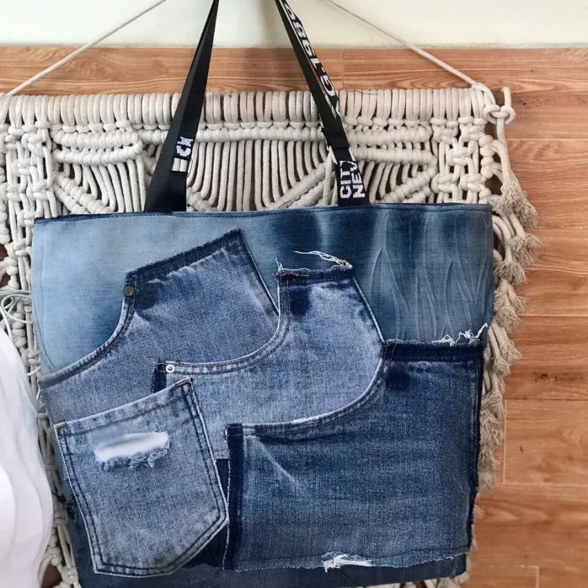Túi Tote Superstar Từ Jeans Tái Chế, Tự Tin Thể Hiện Dấu Ấn Riêng, Túi Thời Trang Tái Chế, Phụ Kiện Jean, Quà Sinh Nhật Cho Nam, Quà Thủ Công Sáng Tạo Túi Tote Superstar Từ Jeans Tái Chế, Tự Tin Thể Hiện Dấu Ấn Riêng, Túi Thời Trang Tái Chế, Phụ Kiện Jean, Quà Sinh Nhật Cho Nam, Quà Thủ Công Sáng Tạo