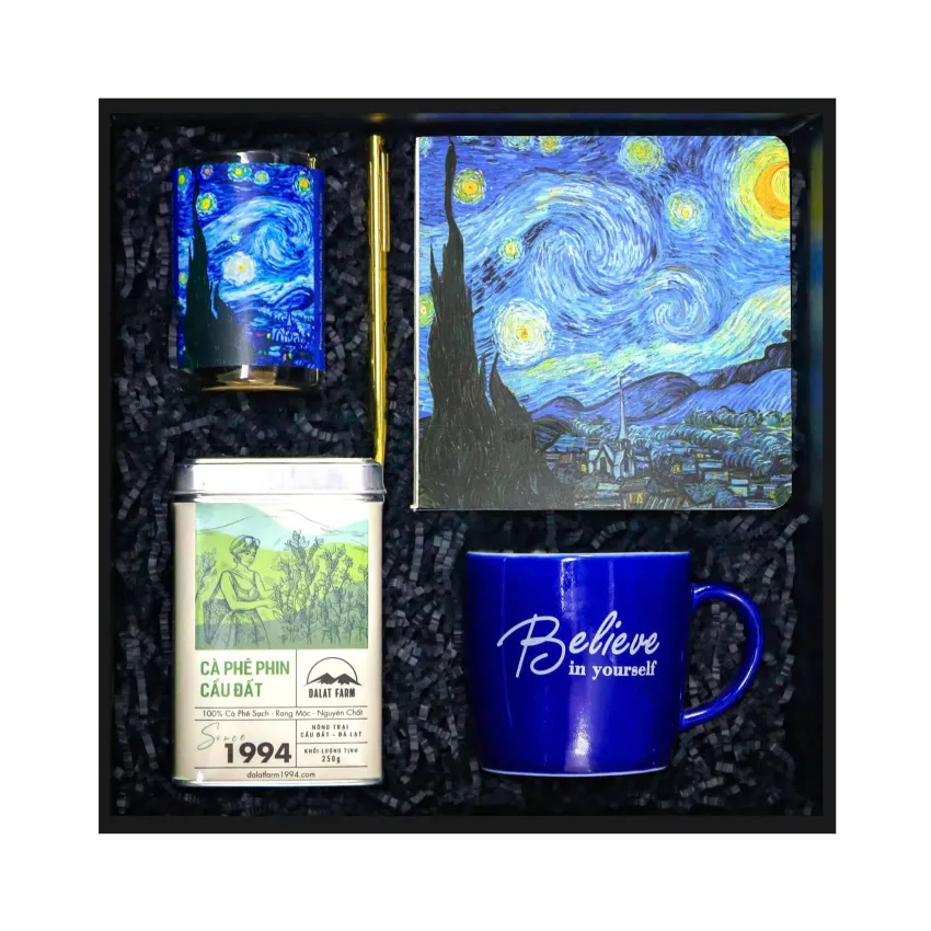Hộp Quà "Believe In Spirit", Ghi Điểm Bằng Nghệ Thuật Van Gogh, Set Quà Ly Sứ Kèm Sổ Tay Cùng Nến Thơm & Cà Phê, Quà Sinh Nhật, Quà Tặng Doanh Nghiệp Hộp Quà "Believe In Spirit", Ghi Điểm Bằng Nghệ Thuật Van Gogh, Set Quà Ly Sứ Kèm Sổ Tay Cùng Nến Thơm & Cà Phê, Quà Sinh Nhật, Quà Tặng Doanh Nghiệp