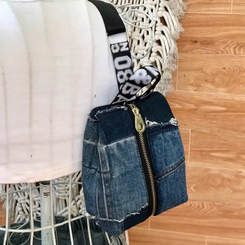 Túi Đeo Chéo Balo Mini K4 Từ Jeans Tái Chế, Chất Riêng Không Nhầm Lẫn, Túi Jeans Độc Bản, Phụ Kiện Tái Chế, Balo Jeans, Quà Sinh Nhật Sáng Tạo Túi Đeo Chéo Balo Mini K4 Từ Jeans Tái Chế, Chất Riêng Không Nhầm Lẫn, Túi Jeans Độc Bản, Phụ Kiện Tái Chế, Balo Jeans, Quà Sinh Nhật Sáng Tạo