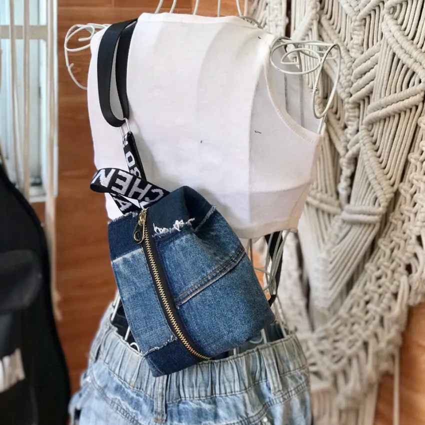 Túi Đeo Chéo Balo Mini K4 Từ Jeans Tái Chế, Chất Riêng Không Nhầm Lẫn, Túi Jeans Độc Bản, Phụ Kiện Tái Chế, Balo Jeans, Quà Sinh Nhật Sáng Tạo Túi Đeo Chéo Balo Mini K4 Từ Jeans Tái Chế, Chất Riêng Không Nhầm Lẫn, Túi Jeans Độc Bản, Phụ Kiện Tái Chế, Balo Jeans, Quà Sinh Nhật Sáng Tạo