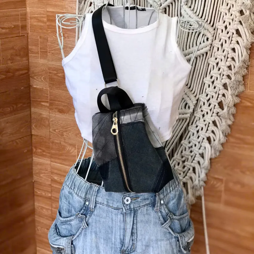 Túi Đeo Chéo Balo Mini K6 Từ Jeans Tái Chế, Mảng Màu Hoàn Thiện Dấu Ấu Riêng, Túi Jeans Tái Chế, Phụ Kiện Thời Trang Bền Vững, Quà Sinh Nhật Sáng Tạo Túi Đeo Chéo Balo Mini K6 Từ Jeans Tái Chế, Mảng Màu Hoàn Thiện Dấu Ấu Riêng, Túi Jeans Tái Chế, Phụ Kiện Thời Trang Bền Vững, Quà Sinh Nhật Sáng Tạo
