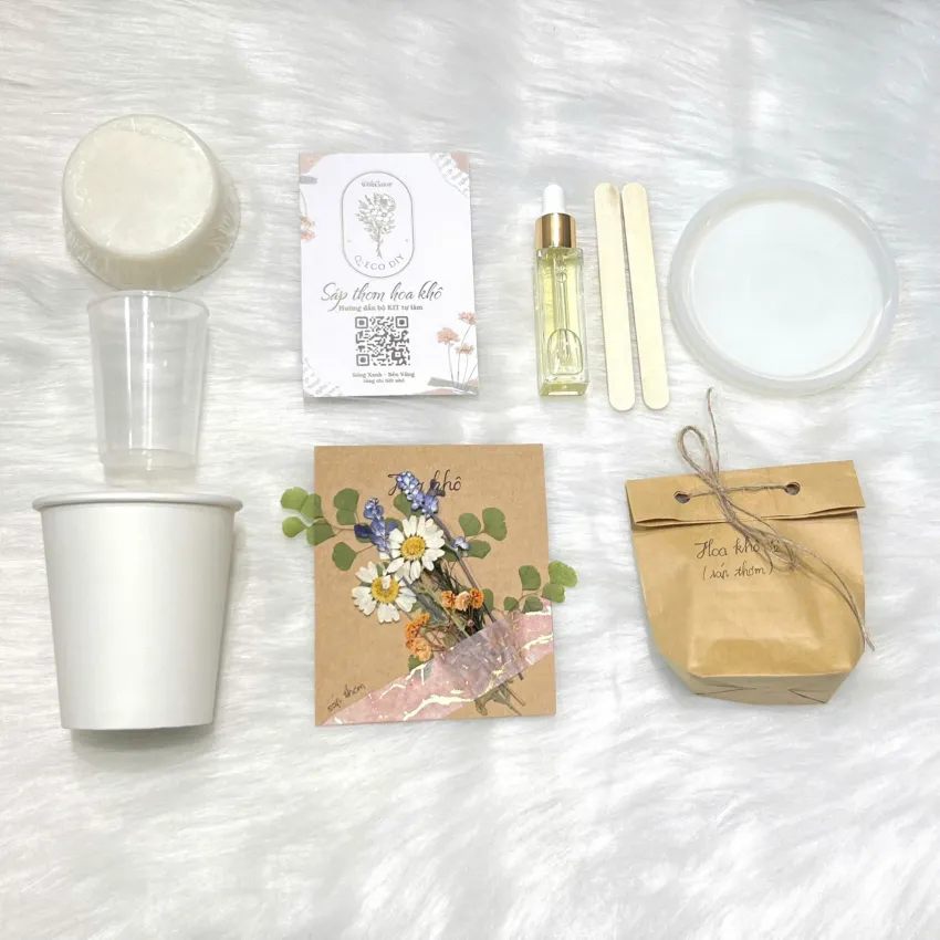 Q-Eco DIY Dried Flower Scented Wax Kit, Joy From Handcraft Experience, Make Scented Wax At Home, Natural Ingredients, Birthday Gift, Handmade Gift Q-Eco DIY Dried Flower Scented Wax Kit, Joy From Handcraft Experience, Make Scented Wax At Home, Natural Ingredients, Birthday Gift, Handmade Gift