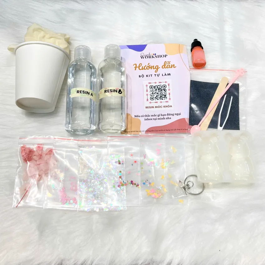 DIY Resin Bear Keychain Kit, Sparkling Craft Universe, Handmade Keychain With Detailed Instruction, Adorable Gift For Kids, Unique Handcrafted Present DIY Resin Bear Keychain Kit, Sparkling Craft Universe, Handmade Keychain With Detailed Instruction, Adorable Gift For Kids, Unique Handcrafted Present