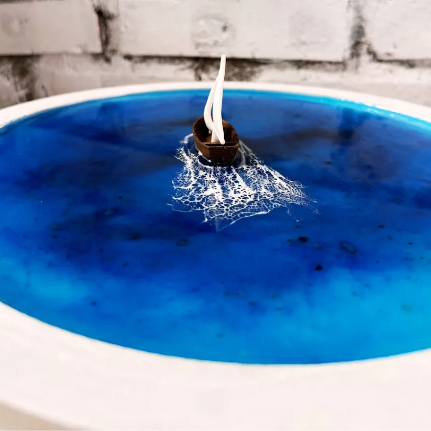 "Smooth Sailing" Epoxy Resin Art, 30cm Round Frame, Meaningful Artistic Gift, Handcrafted 3D Ocean Painting, Wall Art, Unique Housewarming Gift "Smooth Sailing" Epoxy Resin Art, 30cm Round Frame, Meaningful Artistic Gift, Handcrafted 3D Ocean Painting, Wall Art, Unique Housewarming Gift