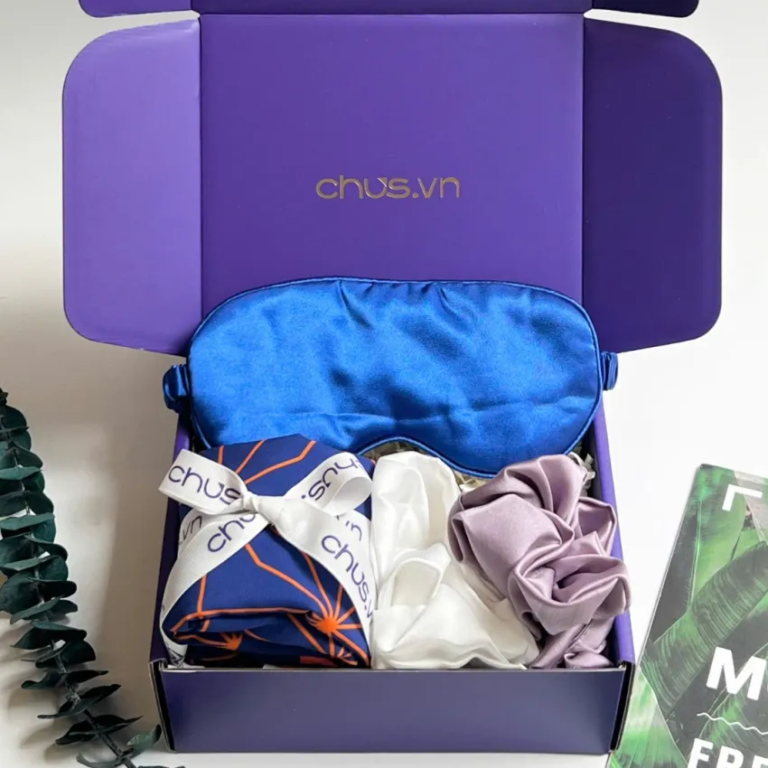 Feminine Silk Gift Box, Gentle Every Moment, Exclusive Gift Set With Eye Mask, Hair Tie & Scarf, Vietnamese Silk, Birthday Gift For Her, Gift For Mom Feminine Silk Gift Box, Gentle Every Moment, Exclusive Gift Set With Eye Mask, Hair Tie & Scarf, Vietnamese Silk, Birthday Gift For Her, Gift For Mom