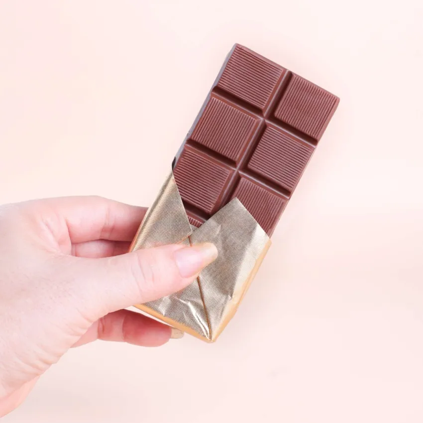 Dairy Milk Chocolate 57%, 40Gr, Irresistibly Sweet & Rich Flavor, Rich Dak Lak Chocolate, Pure Cacao, Vietnamese Taste, Vietnamese Specialty Gift Dairy Milk Chocolate 57%, 40Gr, Irresistibly Sweet & Rich Flavor, Rich Dak Lak Chocolate, Pure Cacao, Vietnamese Taste, Vietnamese Specialty Gift