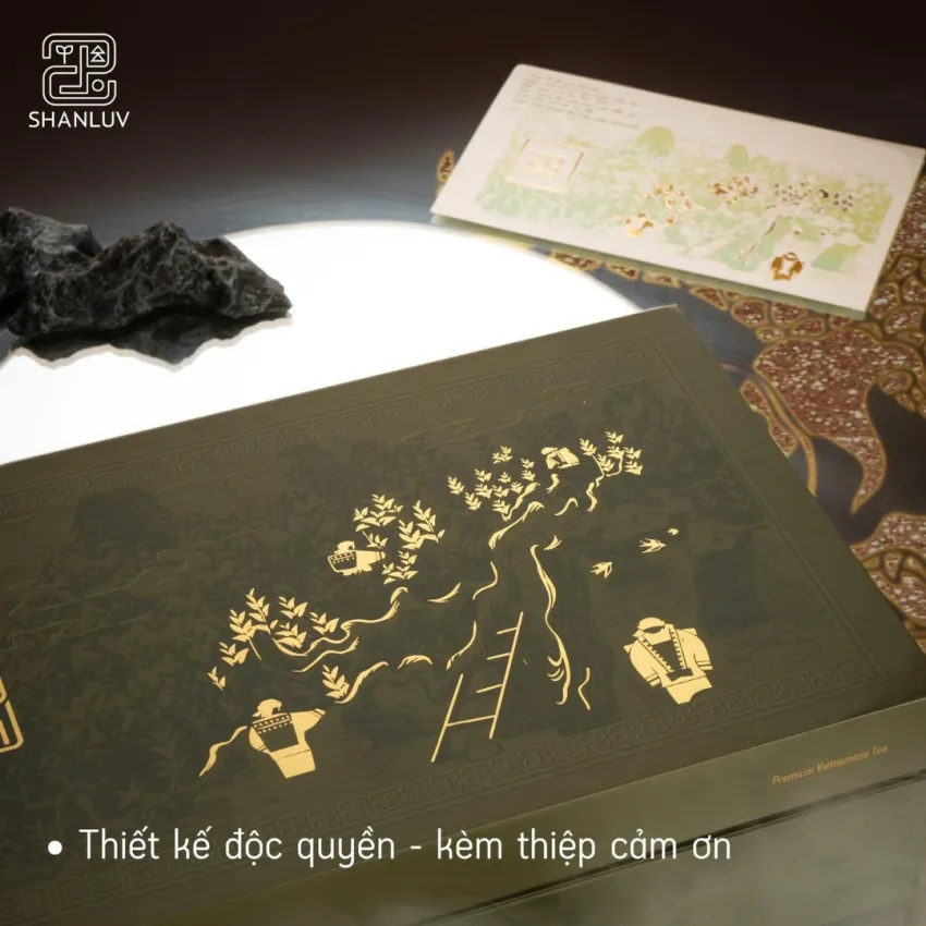 Hộp Quà Di Sản Shan Trà, Tinh Hoa Từ Những Miền Cao, Trà Shan Tuyết Bản Liền & Sùng Đô, Set Quà Đặc Sản Trà Việt Nam, Quà Biếu, Quà Tặng Doanh Nghiệp Hộp Quà Di Sản Shan Trà, Tinh Hoa Từ Những Miền Cao, Trà Shan Tuyết Bản Liền & Sùng Đô, Set Quà Đặc Sản Trà Việt Nam, Quà Biếu, Quà Tặng Doanh Nghiệp