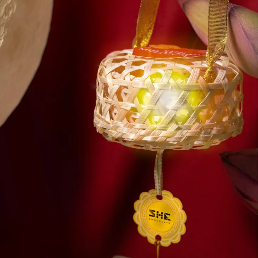 Hộp Quà Bánh Trung Thu Socola & Lồng Đèn, Món Quà Thắp Sáng Ký Ức Tuổi Thơ, Bánh Trung Thu Cao Cấp, Quà Biếu Trung Thu, Quà Tặng Doanh Nghiệp Trung Thu