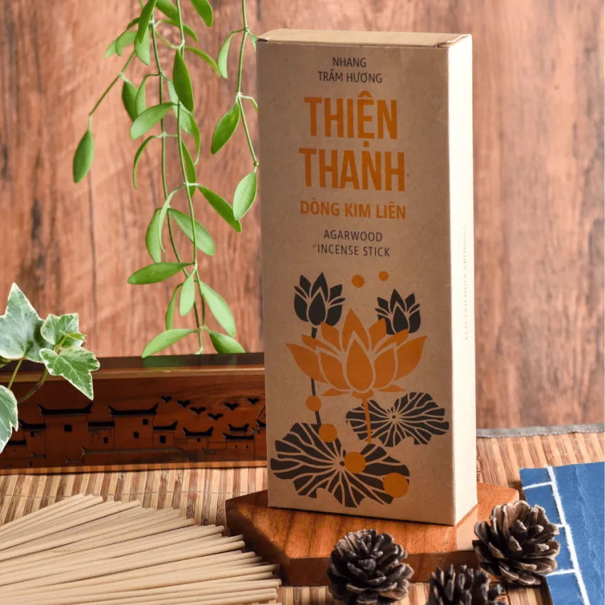 Kim Lien Agarwood Incense Stick Box 200Gr, 20Cm Sticks, Warm Woody Scent, Premium Agarwood Incense, Suitable For Indoor & Outdoor, Natural Agarwood