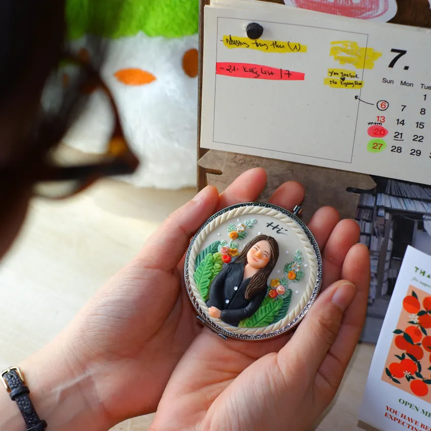 Personalized Clay Mirrors, 6cm, Carry Your Own Mark, Custom Handheld Mirror, Handmade Clay Art, Personalized Gift, Birthday Gift, Vietnamese Souvenirs